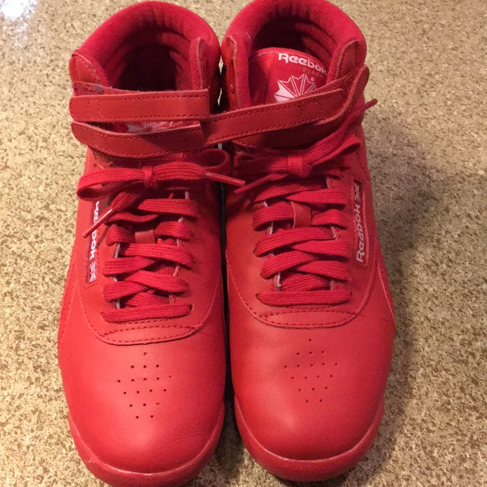 Red Midtop Reebok Trainers